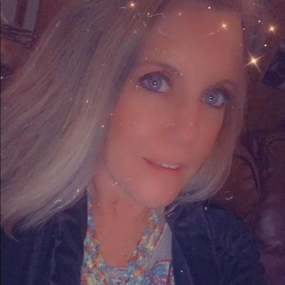 Meet your Posher, Rhonda